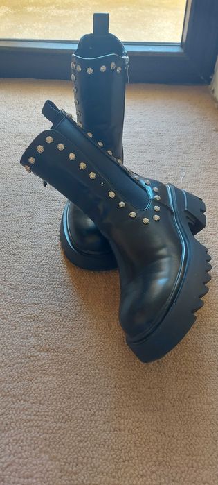 Дамски боти размер 36