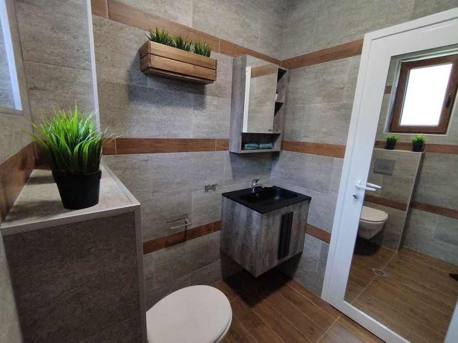 Дава се под наем Къща в с. Драгичево, Област Перник - 194 кв.м за 1020 € - Снимка #10