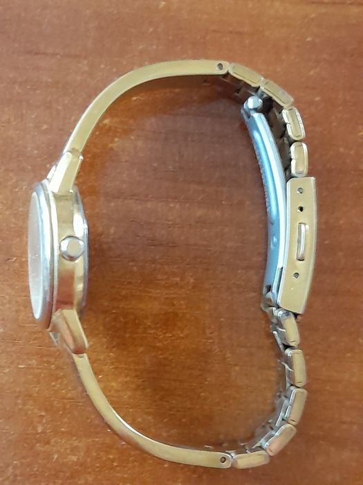 Топ цена Перфектен дамски часовник CASIO позлатен