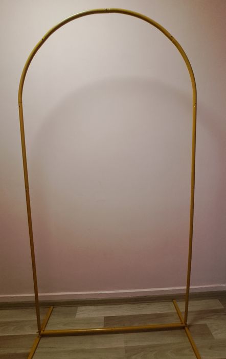 Арка 200см с бял винил под наем