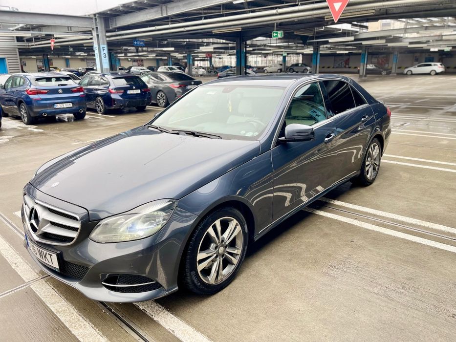 Mercedes Benz E    4 matic