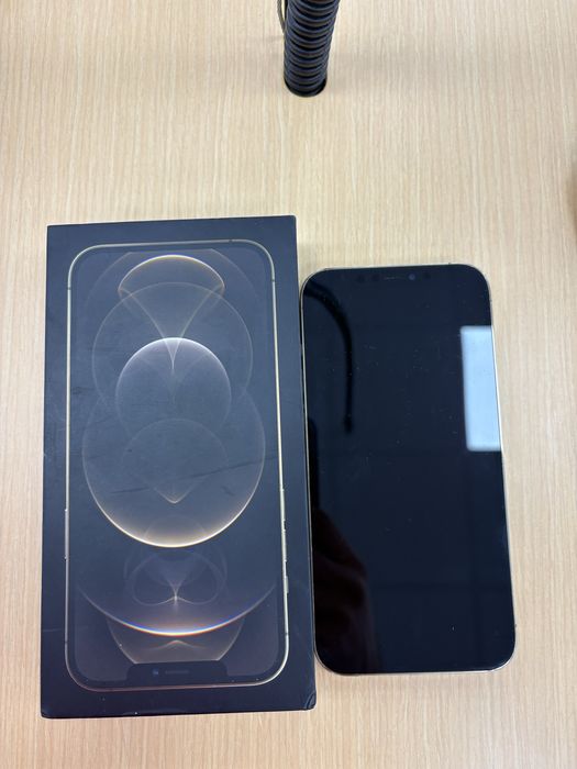 Продам iphone 12 pro max 256