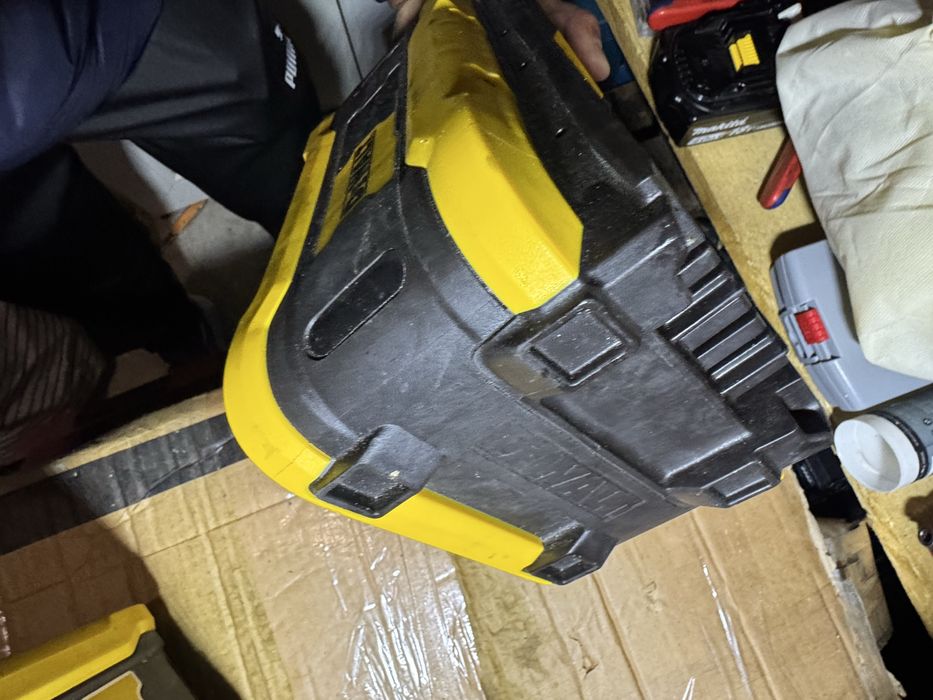 Baterii dewalt powershift 55,4ah 10Ah