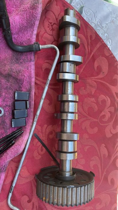 Chiulasă completă VW Passat B6 2.0 TDI BMP + ax cu came + injectoare + pompă vacuum/tandem