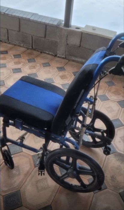Инвалидная коляска