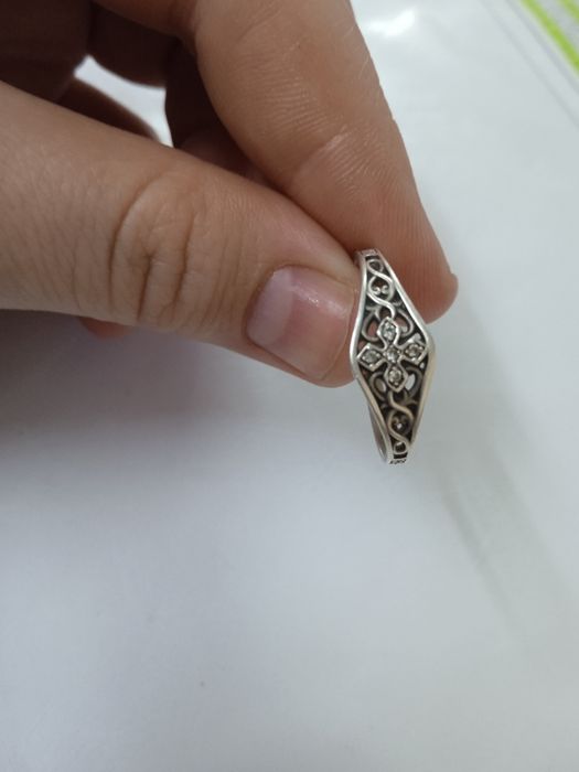 Продам серебряное кольцо "спаси и сохрани" и крестик