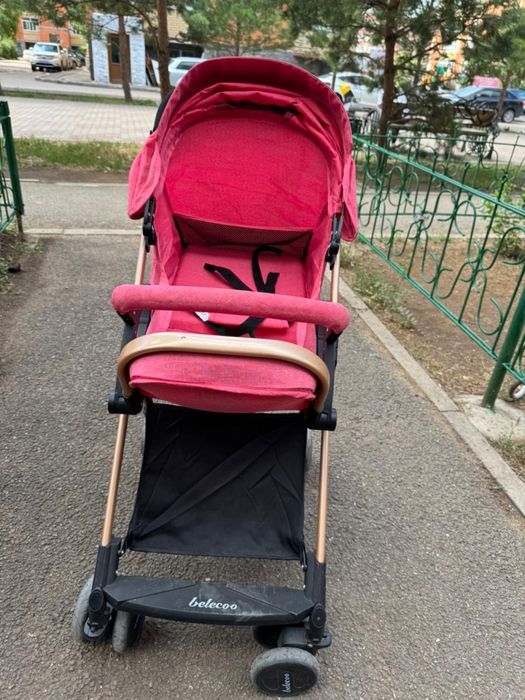 Коляска розовая для девочек