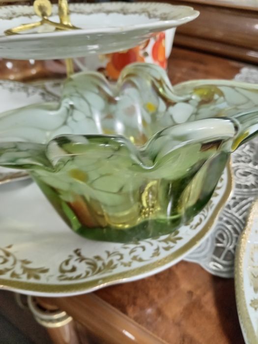 Посуды красивые,