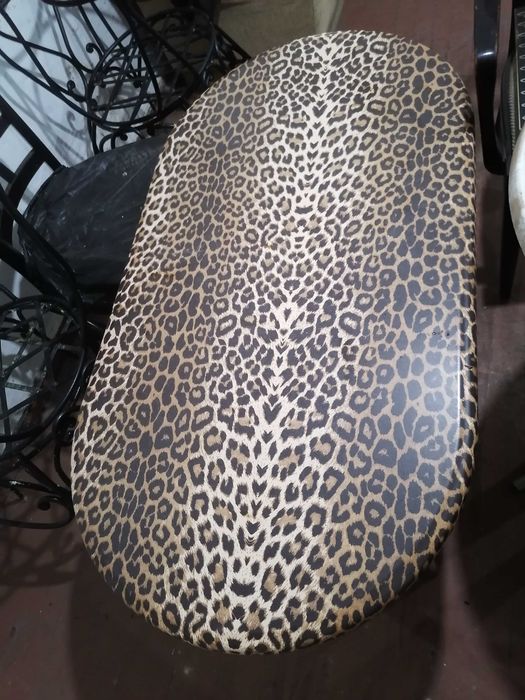 Кръгли и елипсовидни маси