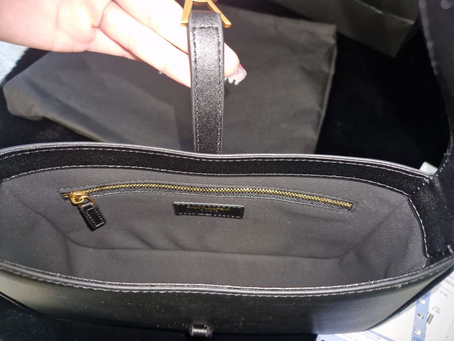 Saint Laurent Le 5 A 7 Black Hobo