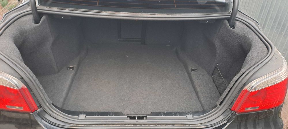 BMW Seria 5 E60 Facelift (LCI) - 523i (190 CP)