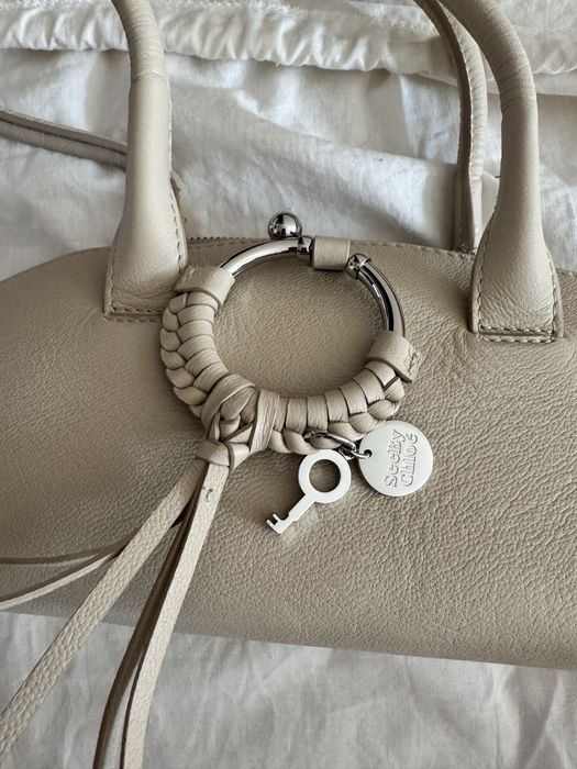 See by Chloé Geanta  Joan