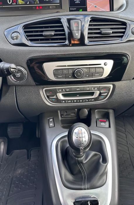 Renault Grand Scenic 1.6dci, 7 locuri, Bose Editon