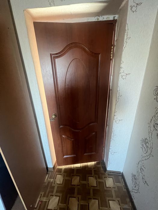 Продается двери по 12000