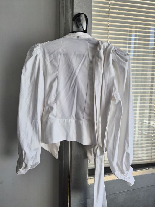 Avin бяла риза S размер
