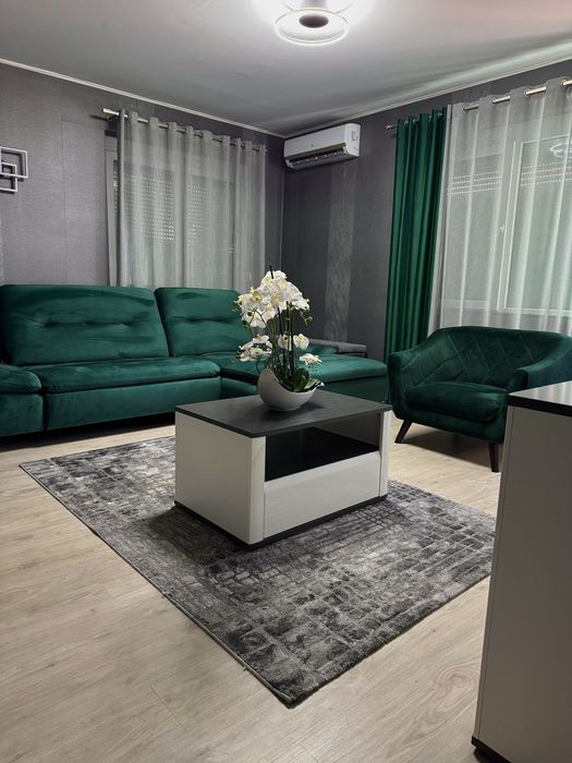 Apartamenr 3 camere Uta Ared