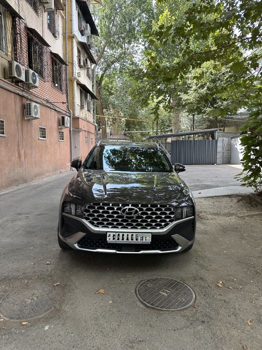 Продается Hyundai SantaFe 2022