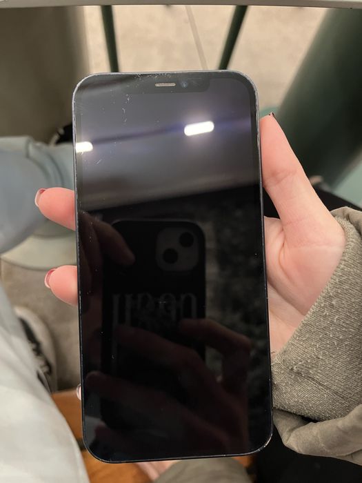 Vand iphone 12 memorie 64 gb