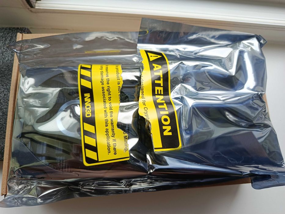 Продам б/у видеокарту gtx 1660 super