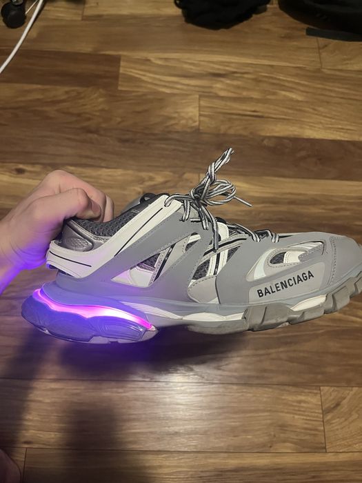 Balenciaga track/ баленсиага трак 43 номер с кутия ,кабел и чантичка