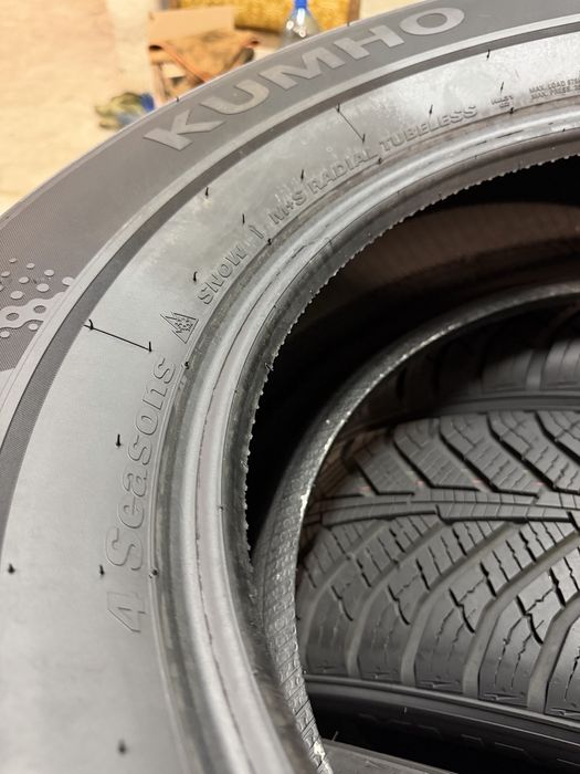 245/70/16 Kumho 4Season  4бр дот25