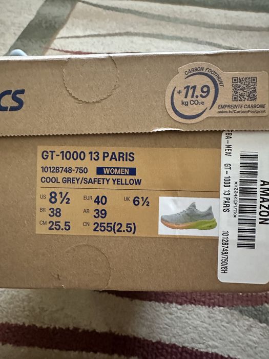 Новые беговые кроссовки асикс