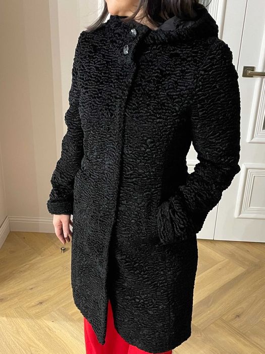 Продам пальто каракулевое