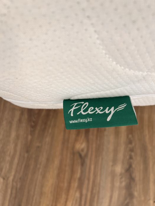 Продам кровать с ортопедическим матрасом