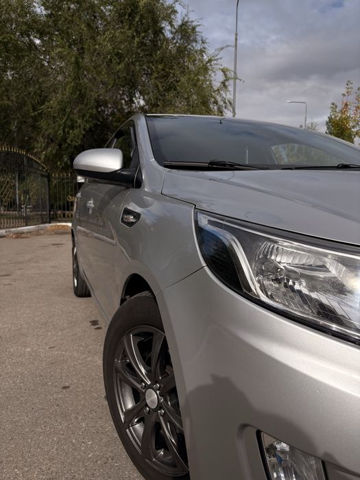 KIA RIO 1.6 2014