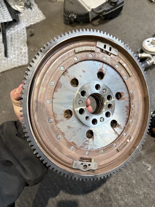 Маховик bmw m2 f87 m3 f80 m4 f82 бмв м2 ф87 м3 ф80 м4 ф82 маховик