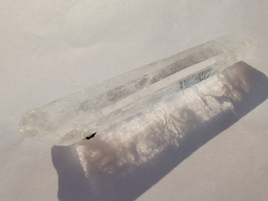 Тюркоаз Калцит Апатит Вкаменено дърво Кварц Борнит Пирит Ахат Кристали