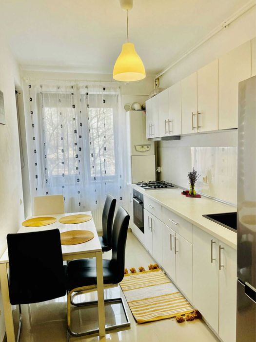 Inchiriez Apartament 2 camere