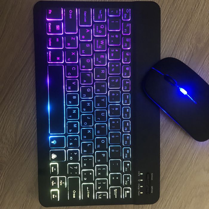 Беспроводная клавиатура Bluetooth