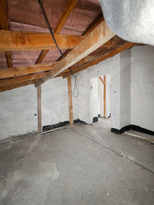 Продава се Тристаен апартамент в Пловдив, Център - 91 кв.м за 2198 €/кв.м - Снимка #6