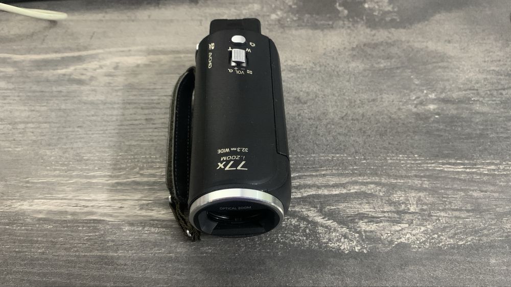 Камера Panasonic HC-V160