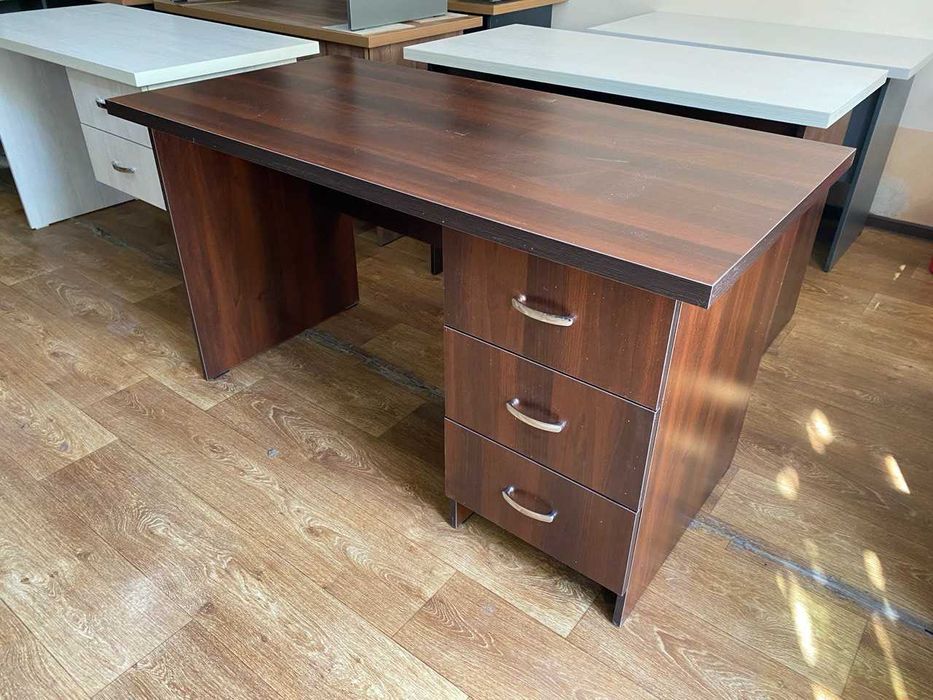 Письменный стол от производителя