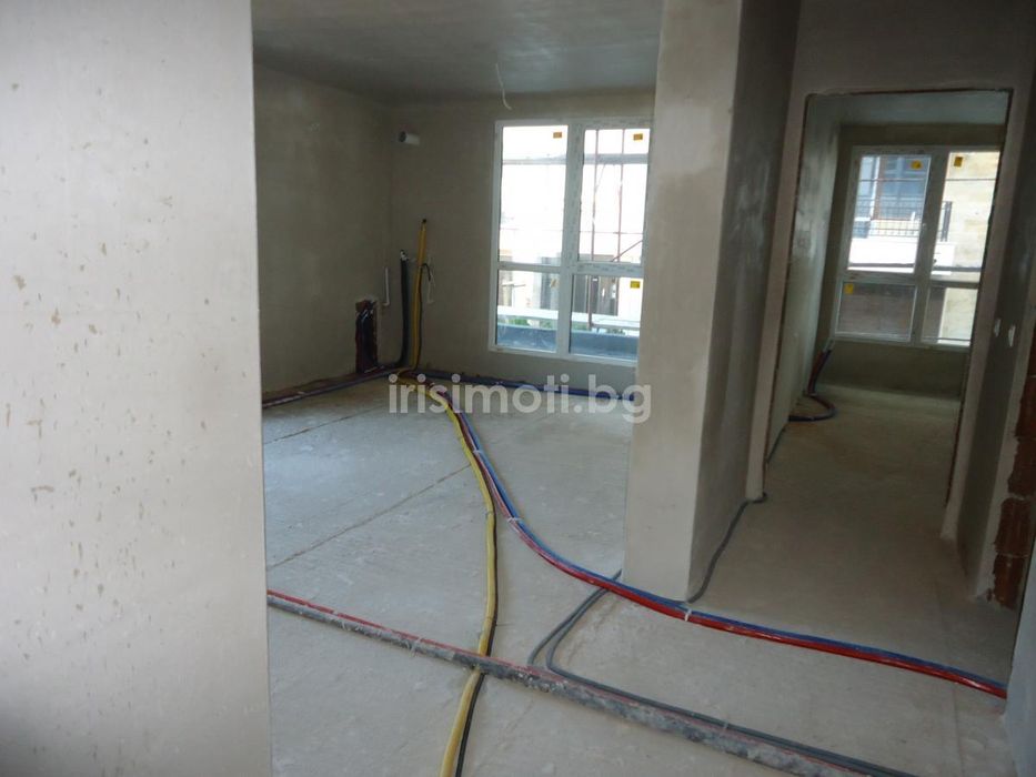 Продава тристаен, €252500, 112кв.м. в Студентски град