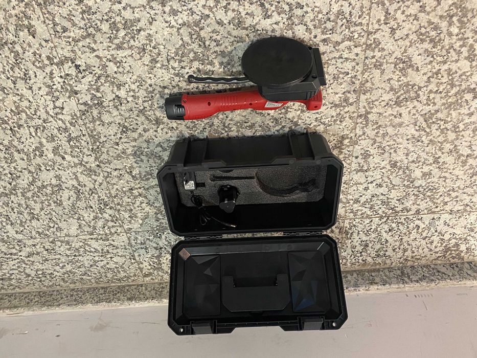 030167	Вендуза за плочки 12V 2х2Ah куфар RD-TV01/Работни ръкавици