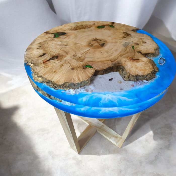 Журнальный столик