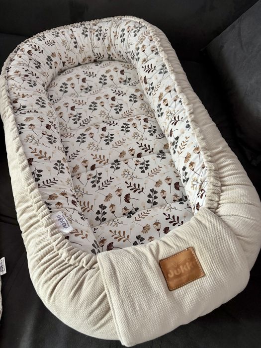 Jukki бебешко гнездо и комплект за количка 5 части Boho Garden & Ecru Velvet