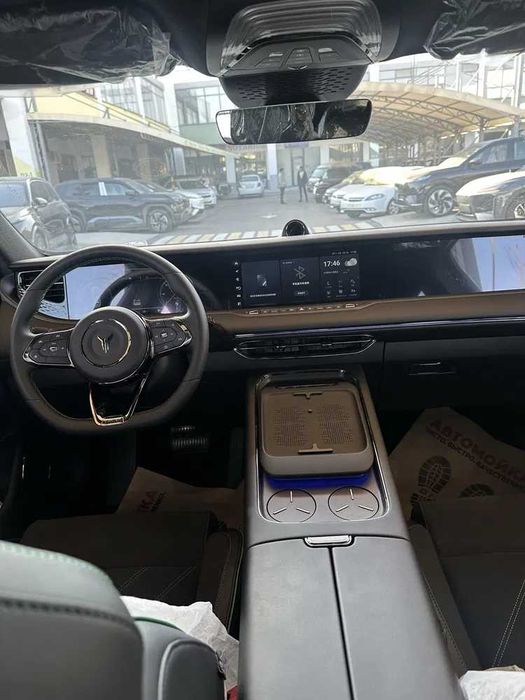 Voyah Free hybrid 210 km