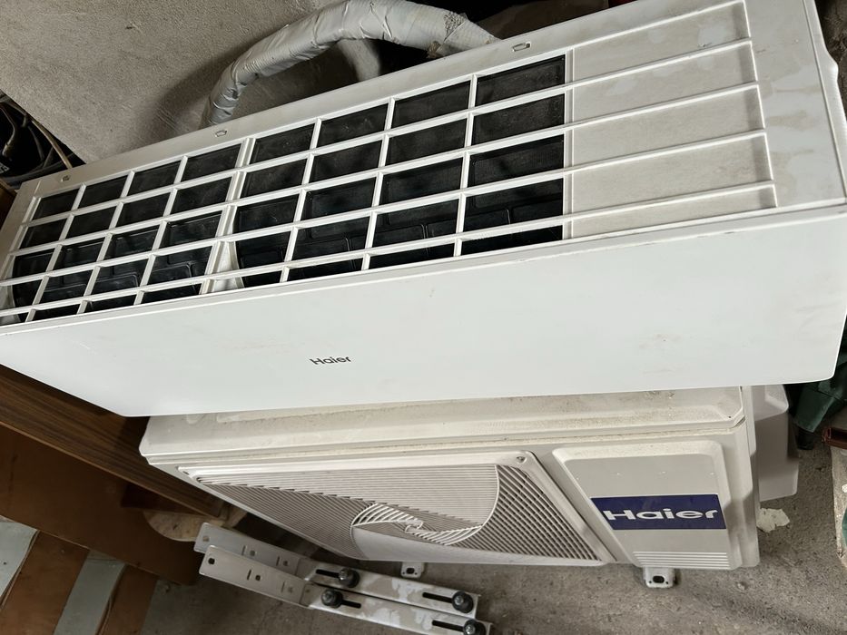 Продавам климатик Haier 12