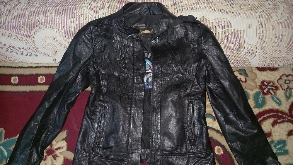 Продам женскую одежду 2