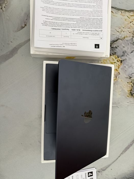 Mak Book Air Apple M2. 16 256 гб