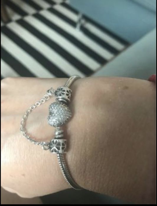 Bratara Pandora , argint si aur pe talismane