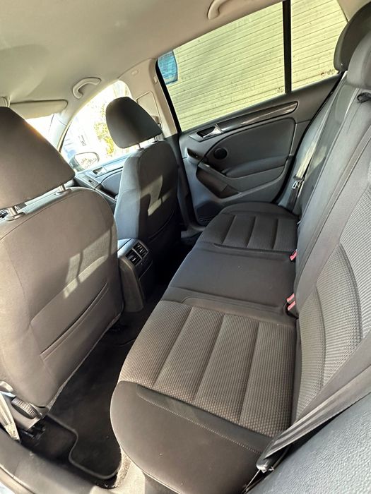 VW GOLF VI 2.0 TDI automat 140 CP