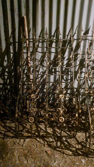 Продам кованые решётки на окна