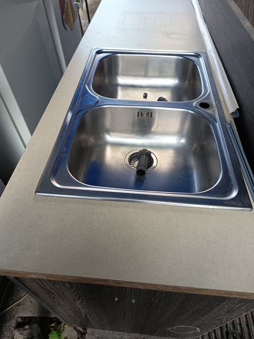 Промоция--Кухненски шкаф и рафтове