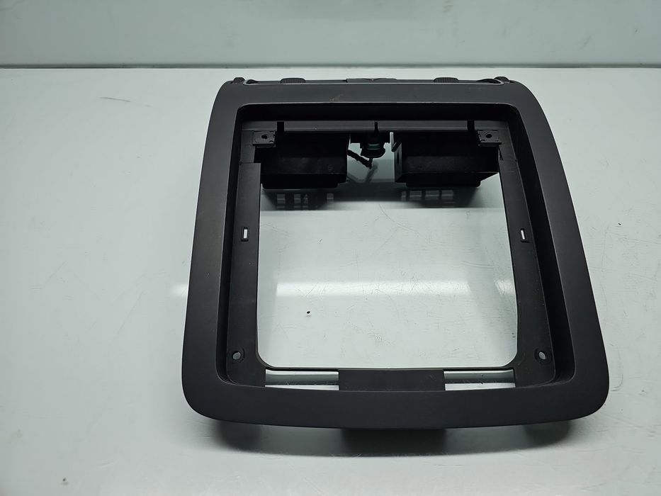 Grila aerisire centrala Volkswagen Touran (1T3) [Fabr 2010-2015] 1T281