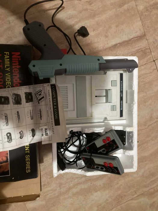 Ретро конзола Nintendo MT-999 DX – перфектно състояние